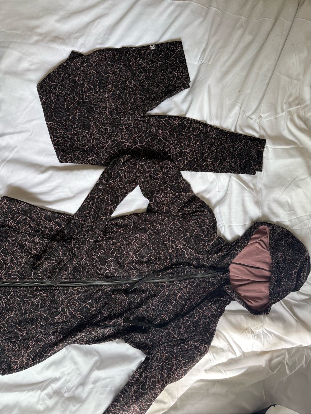 Lululemon Set - Picture 2 of 4